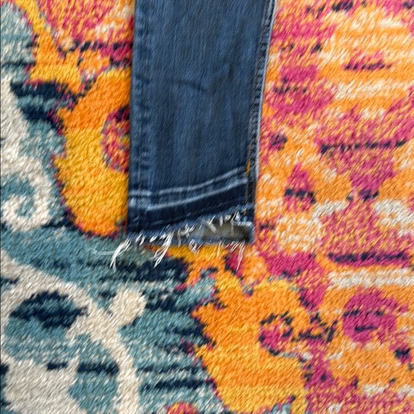 Stylish Blue Denim Jeans - Picture 5 of 6